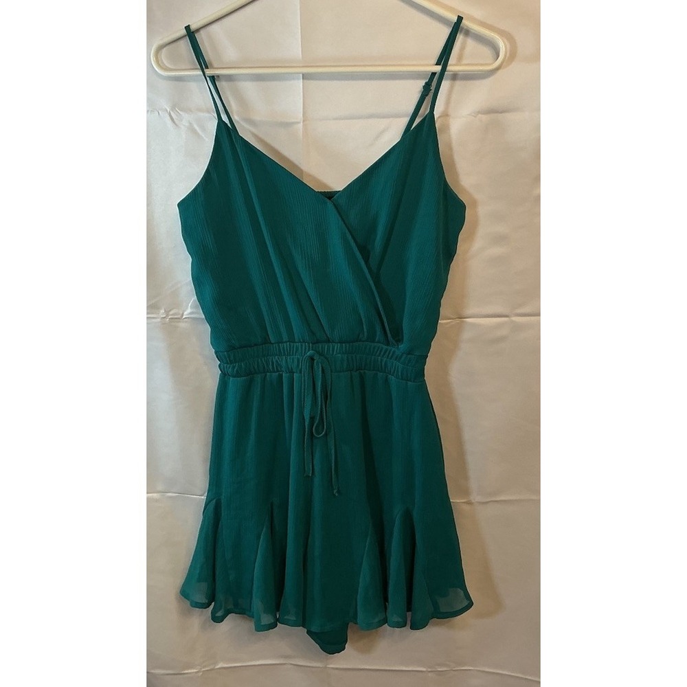 Trixxi Women's Lined Romper Size Small Short Green Sleeveless Spring Summer Cute